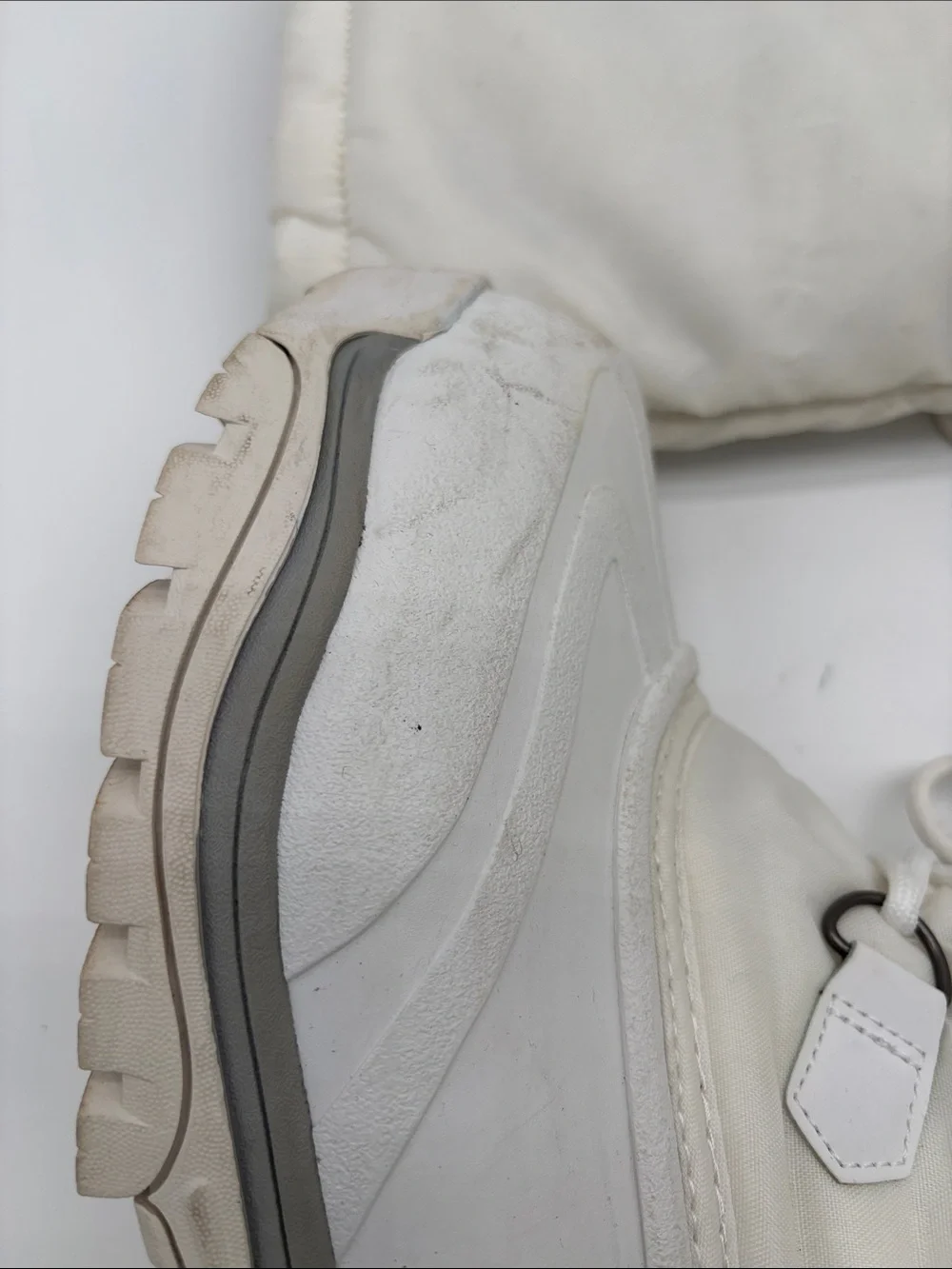 Sorel snow lion